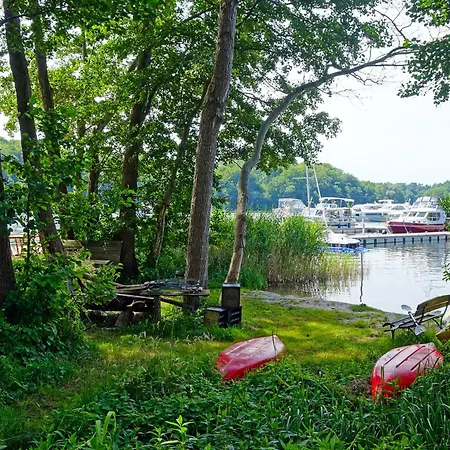 Lägenhet Am - 11 Waren (Mueritz)